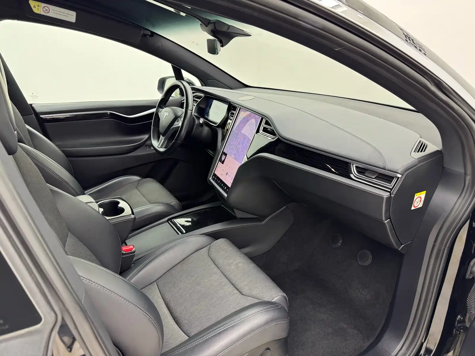 Фото 26 - Tesla Model X