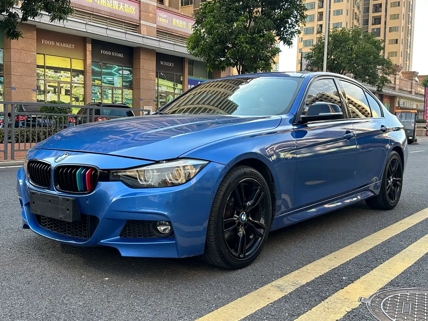 BMW 3 Series 2018 320i M Sport Black Night Edition