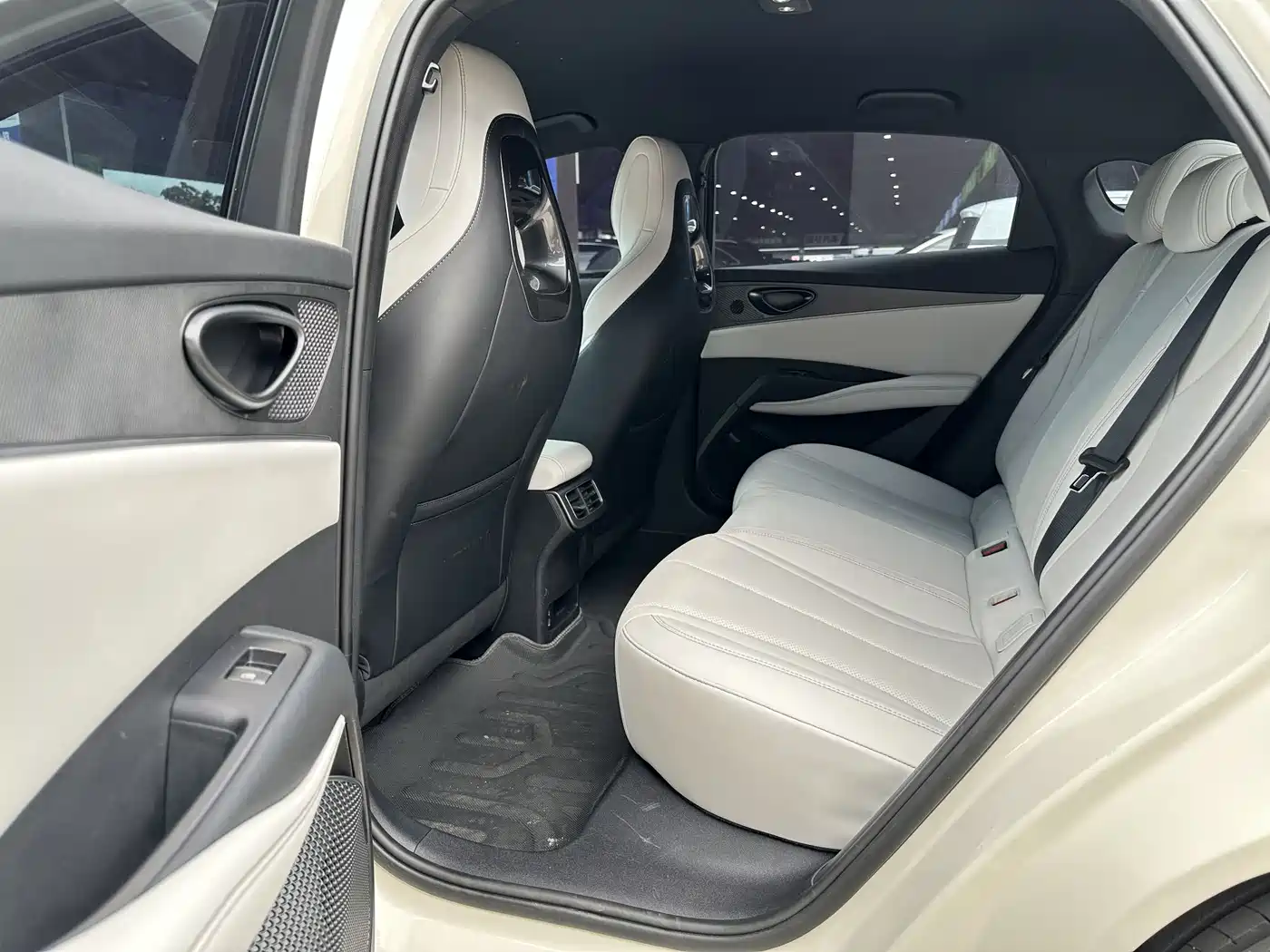 BYD Seal 06 New Energy 2024 DM-i 80KM Prestige фото 6