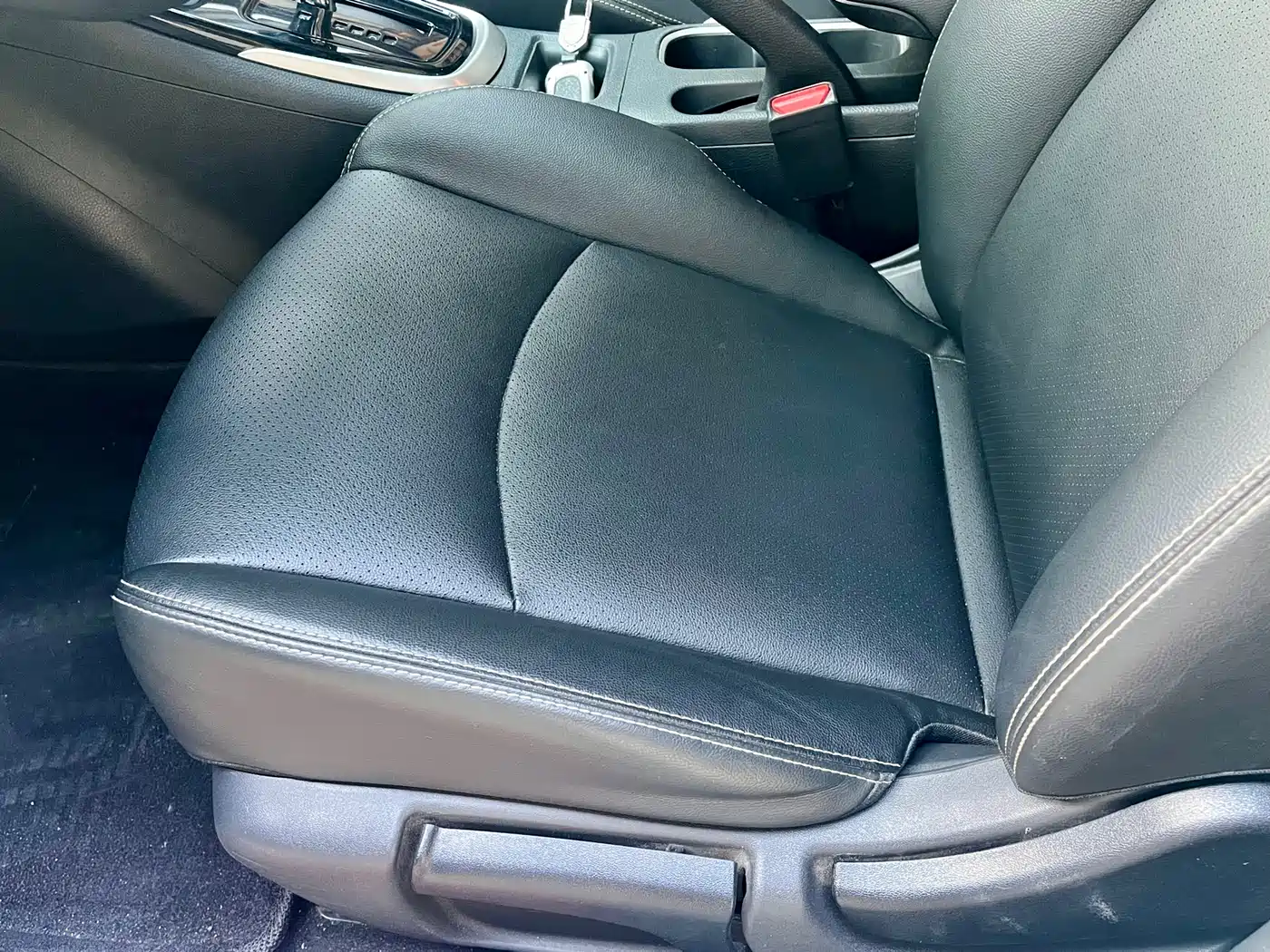 Nissan Tiida, миниатюра 8