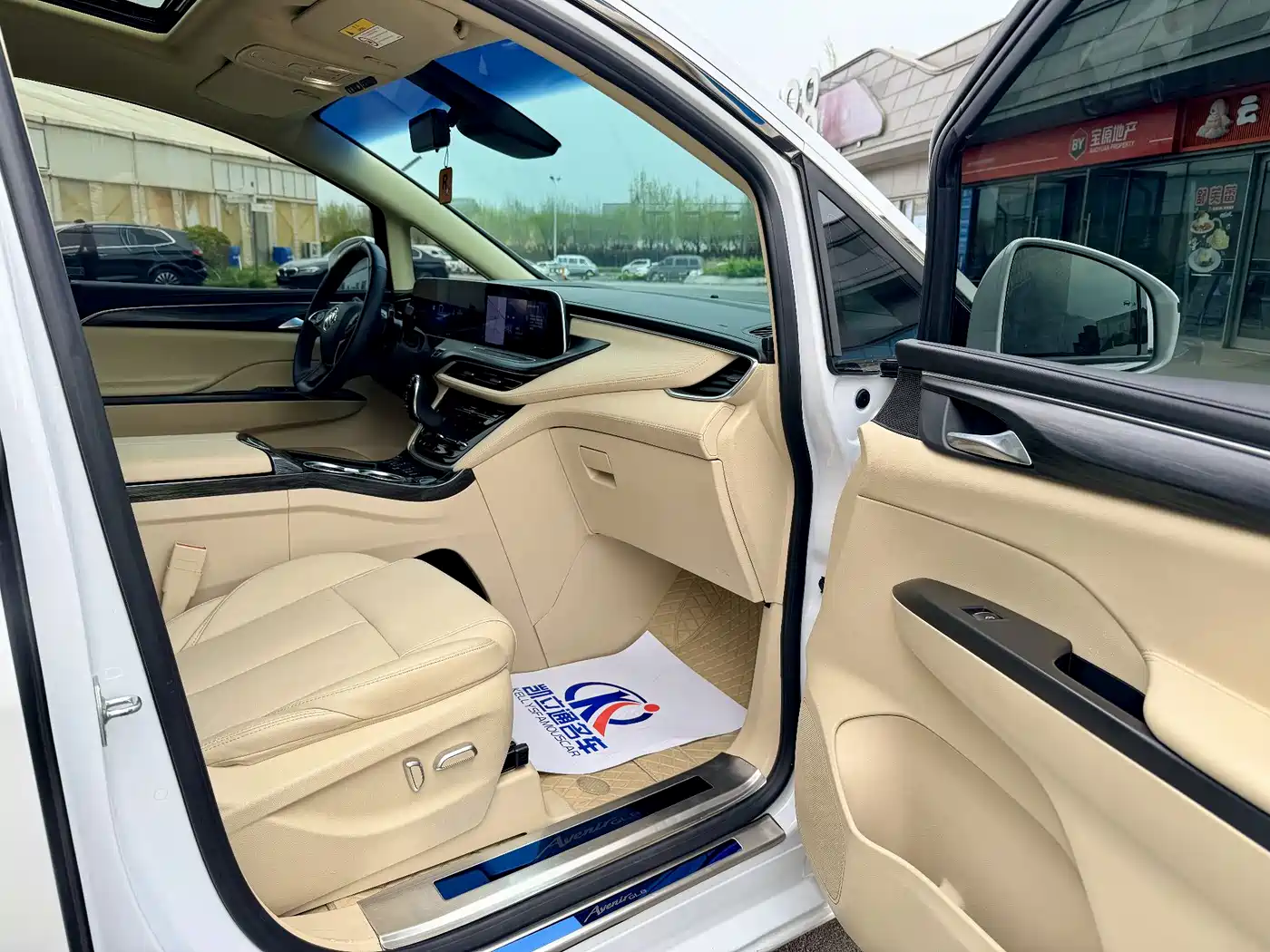 Buick GL8 2023 ES Landmaster Exclusive фото 12
