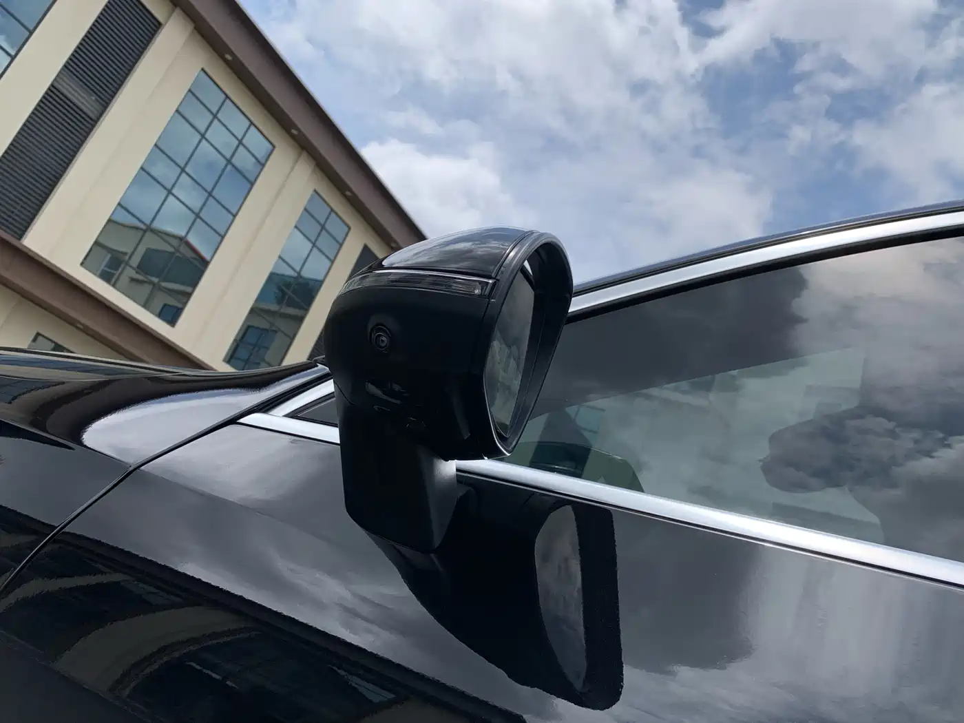 Mercedes-Benz GLC 2024 GLC 300 L 4MATIC Dynamic 5-seater фото 10