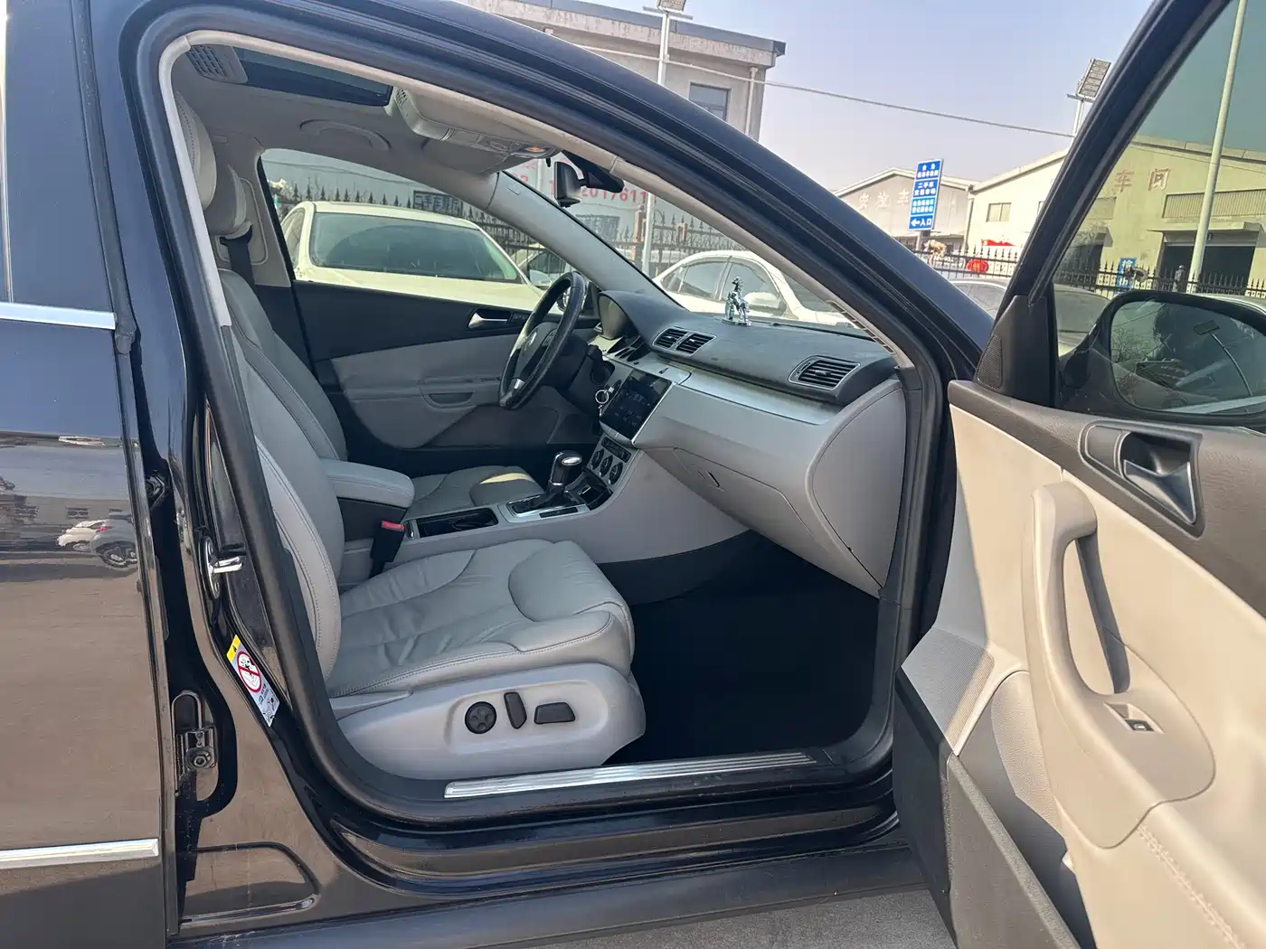 Volkswagen Magotan 2011 1.8TSI DSG Comfort фото 6