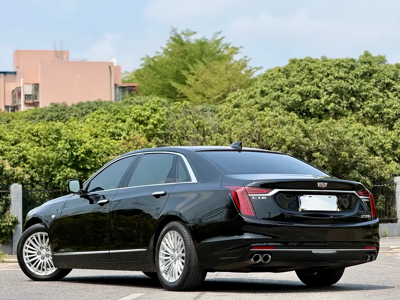 CADILLAC CT6