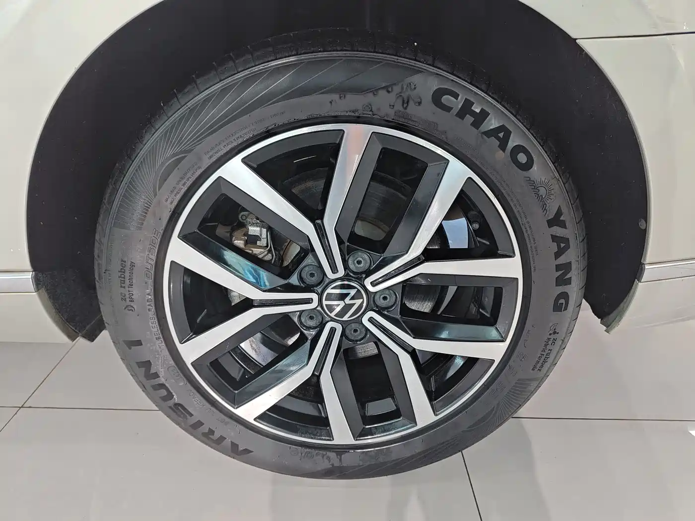 Volkswagen Magotan 2020 330TSI DSG Leading фото 27