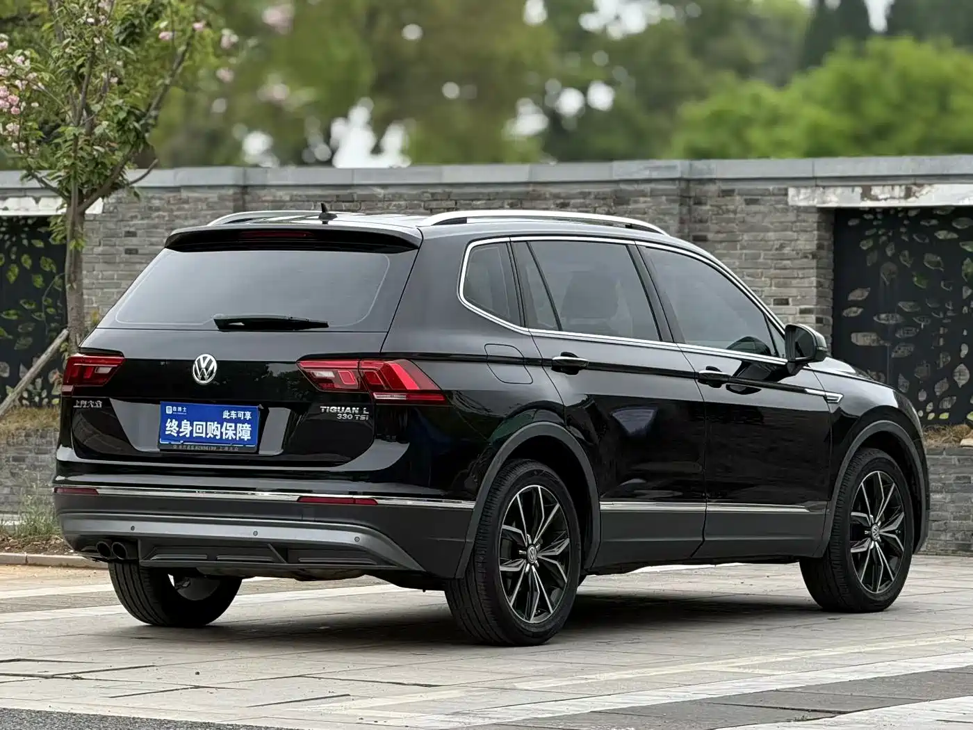 Volkswagen Tiguan L 2019 330TSI Automatic 2WD Smart Luxury Edition China VI фото 4