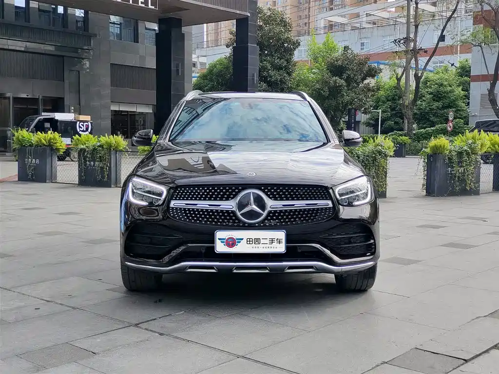 Mercedes-Benz GLC 2022 GLC 300 L 4MATIC Dynamic Collector's Edition фото 2