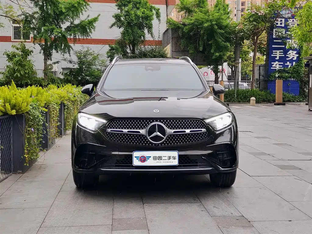 Mercedes-Benz GLC 2024 GLC 260 L 4MATIC Dynamic 5-seater фото 2
