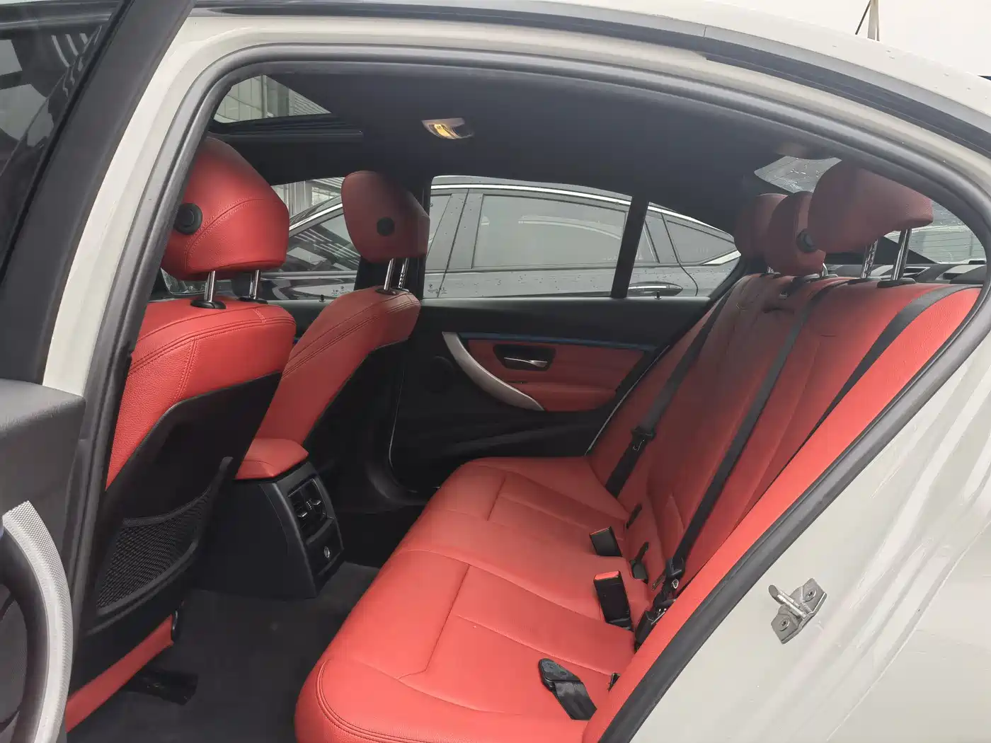 BMW 3 Series 2019 320i M Sport Package фото 8