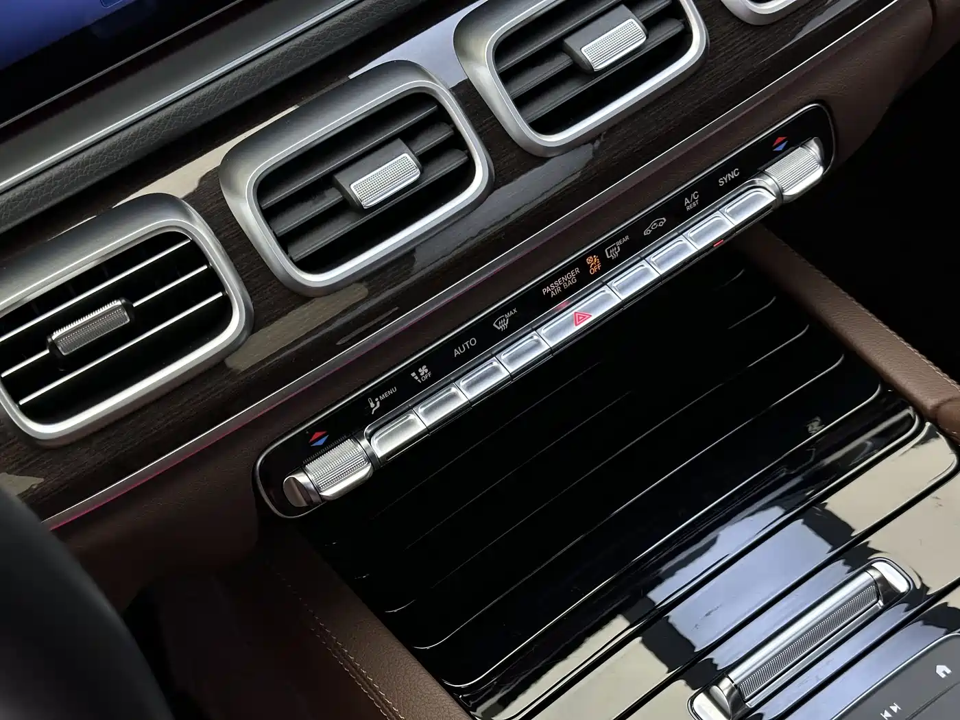 Mercedes-Benz GLE 2024 Facelift GLE 350 4MATIC Fashion фото 15