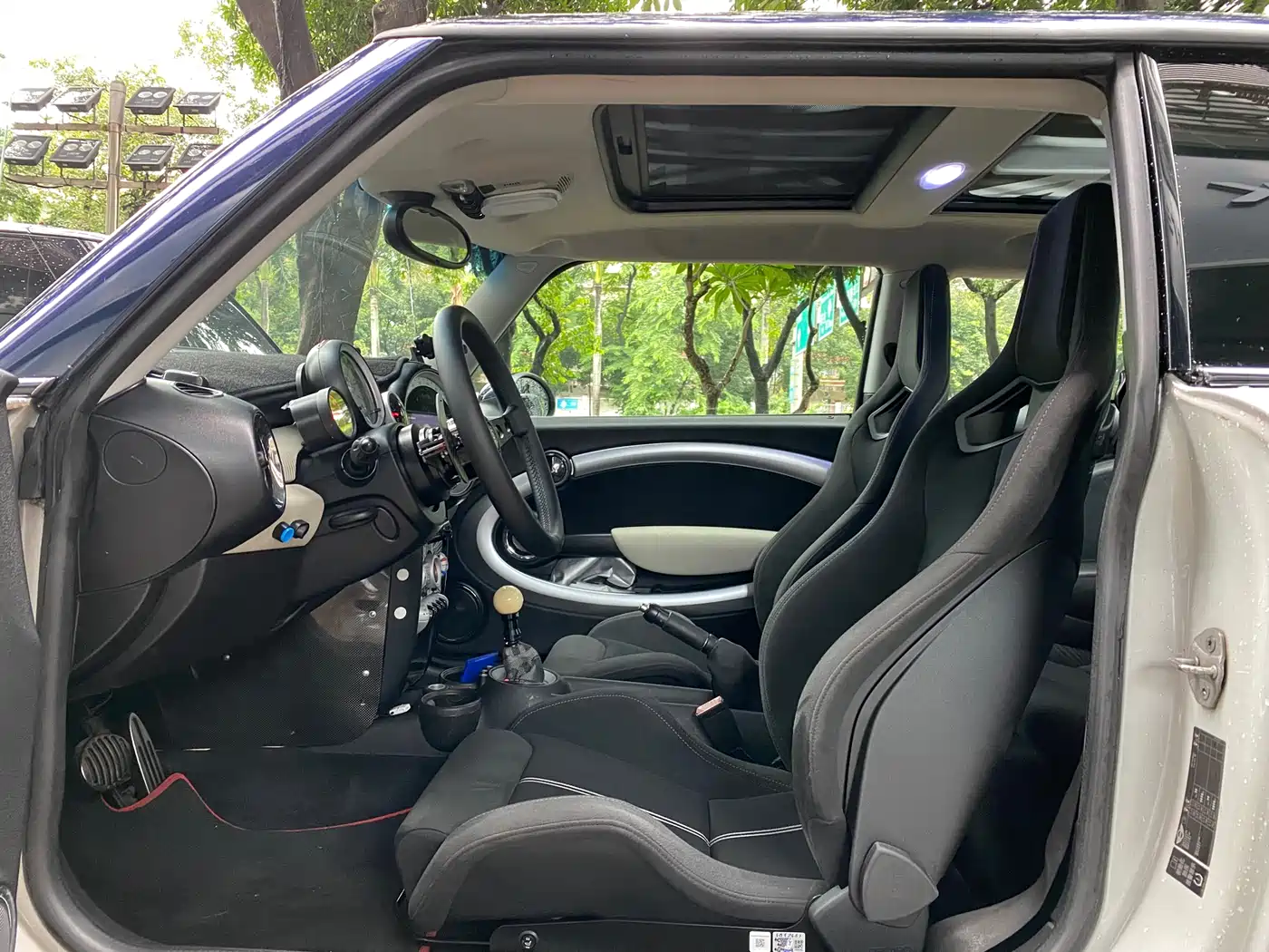 MINI 2010 1.6T COOPER S 50 Camden фото 5