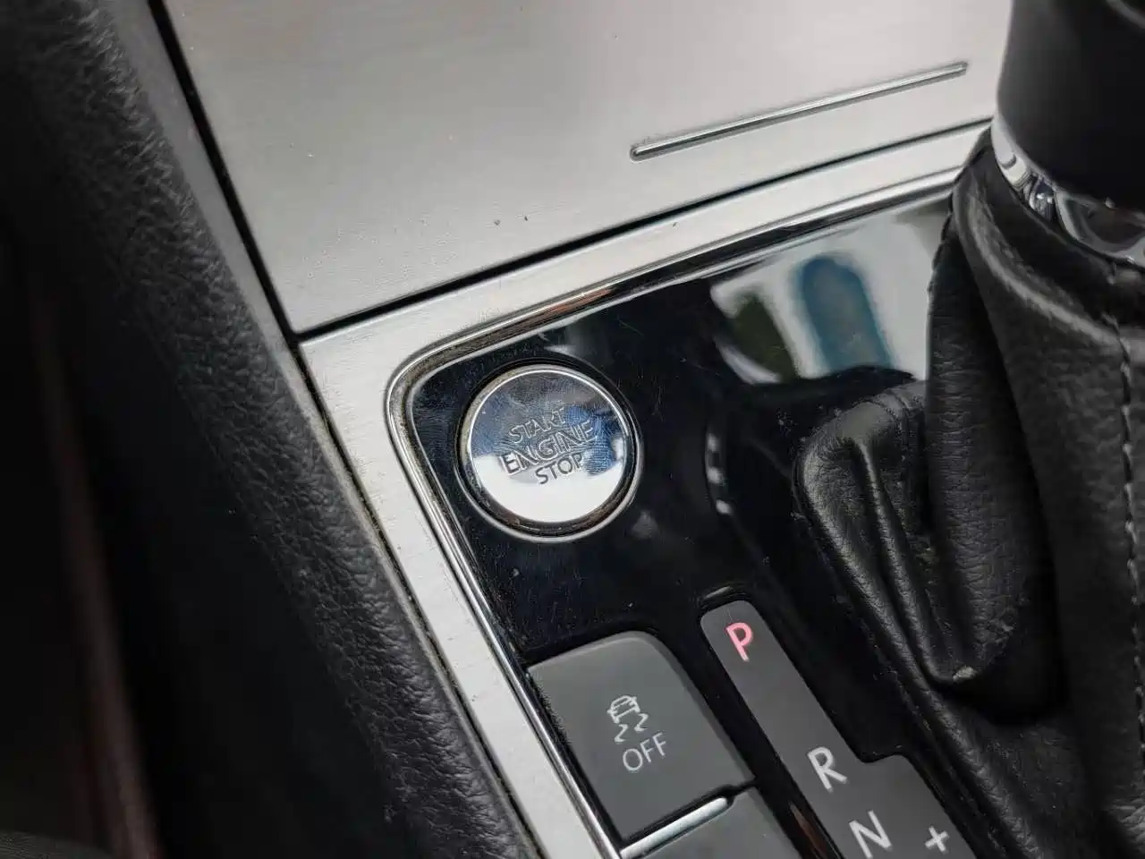 صورة 24 - Volkswagen Passat