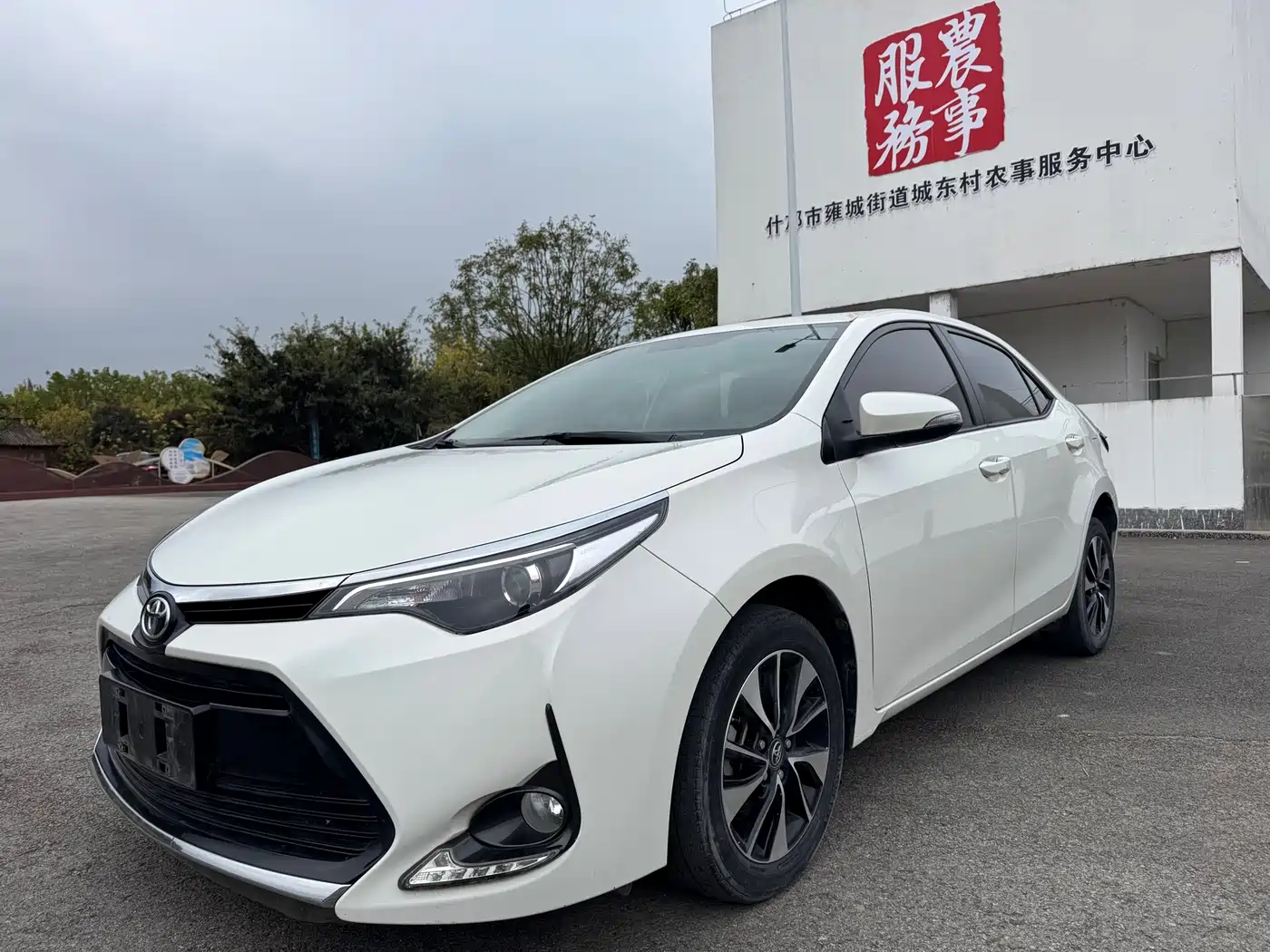 Toyota Levin 2018 185T CVT Premium Edition China V