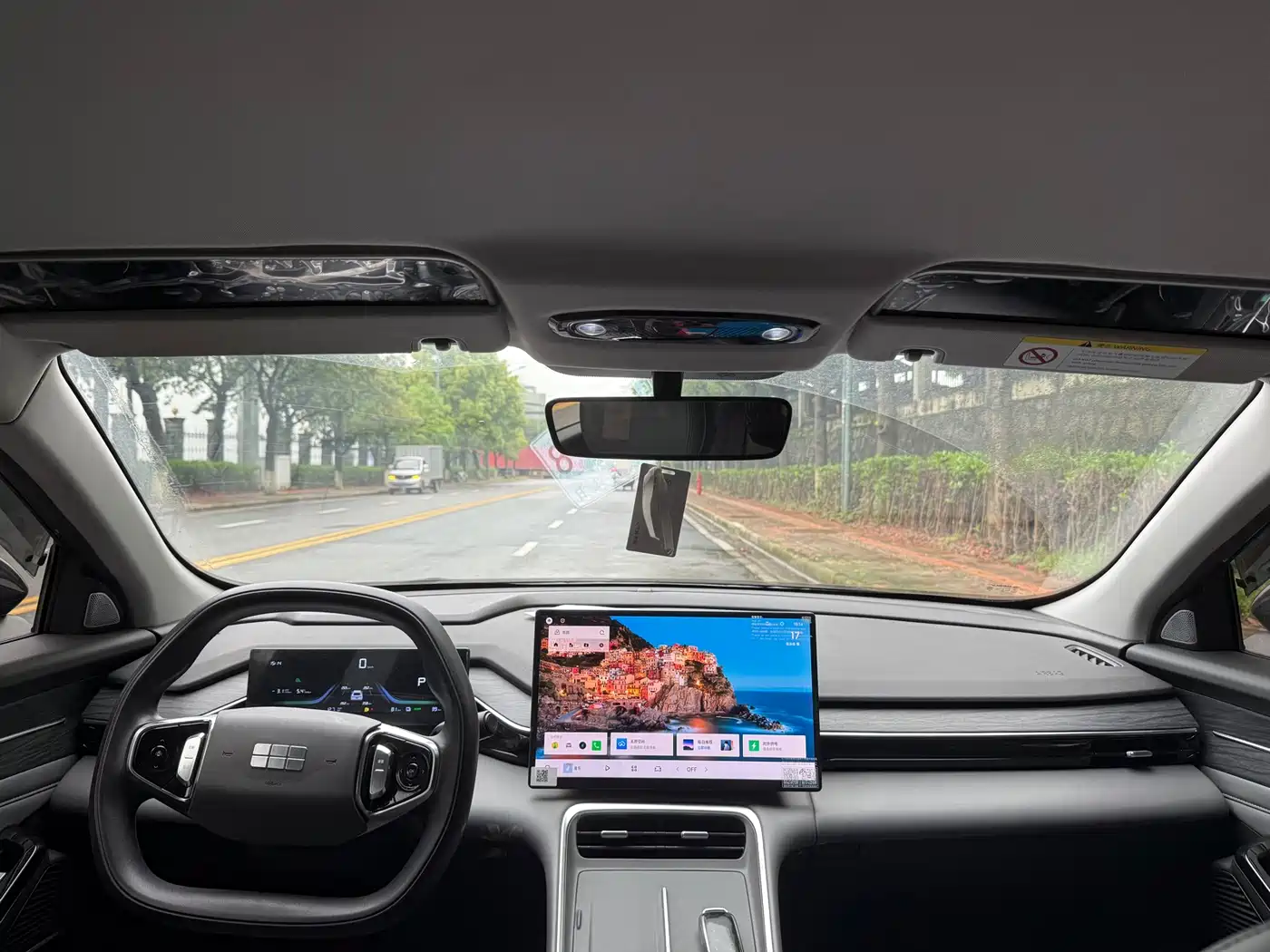 Geely Galaxy Galaxy L6 2025 EM-i 60km Explorer Edition фото 13