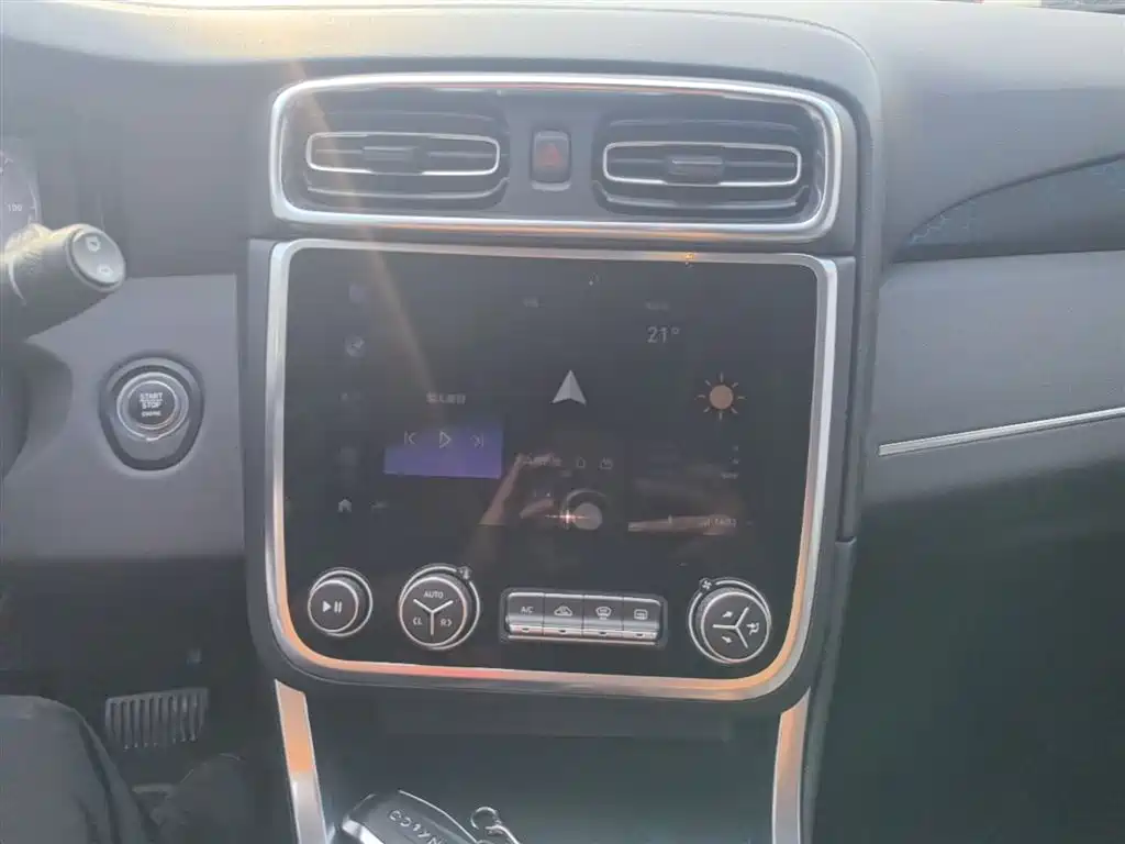 Lynk & Co 01 EM-P 2018 1.5T PHEV Jin Pro China V фото 13