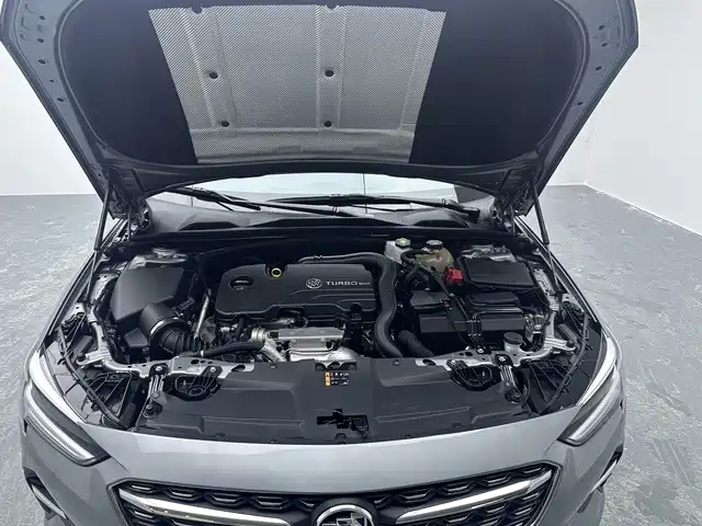 Фото 9 - Buick Regal