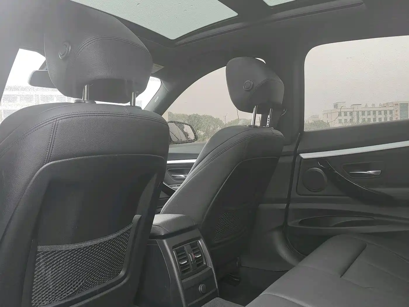 BMW 3 Series GT 2019 320i Fashion Model фото 9
