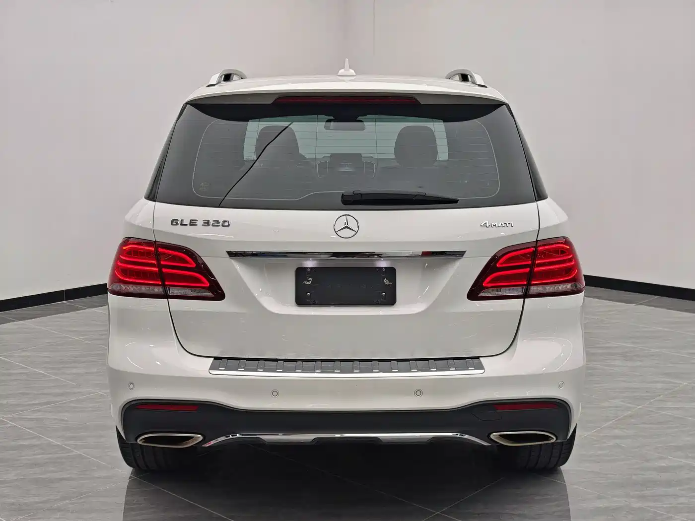 Mercedes-Benz GLE 2018 GLE 320 4MATIC Dynamic Ultimate Edition фото 4