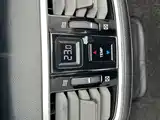 Photo 18 - Honda Avancier