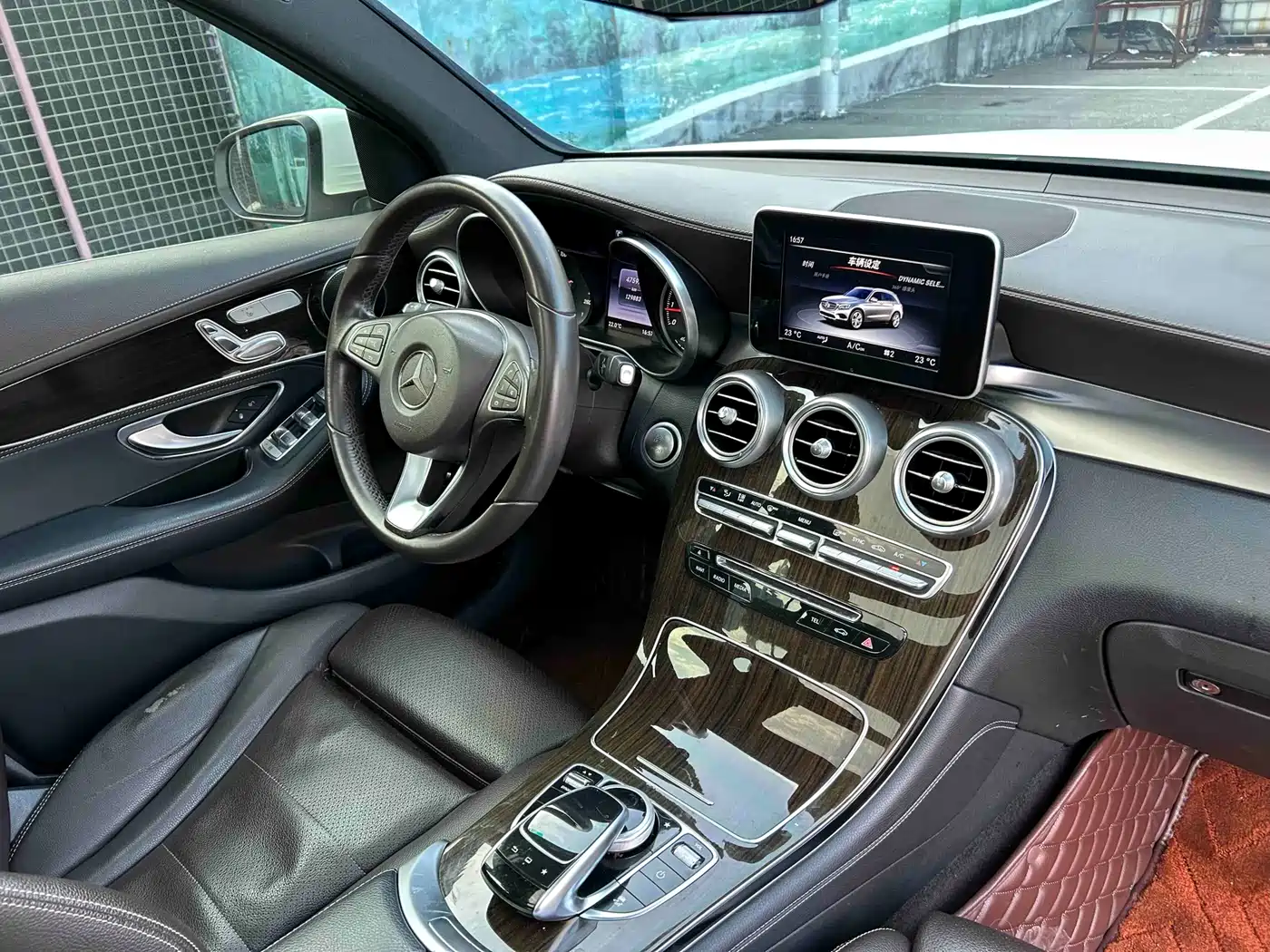 Mercedes-Benz GLC 2016 GLC 260 4MATIC Luxury фото 7