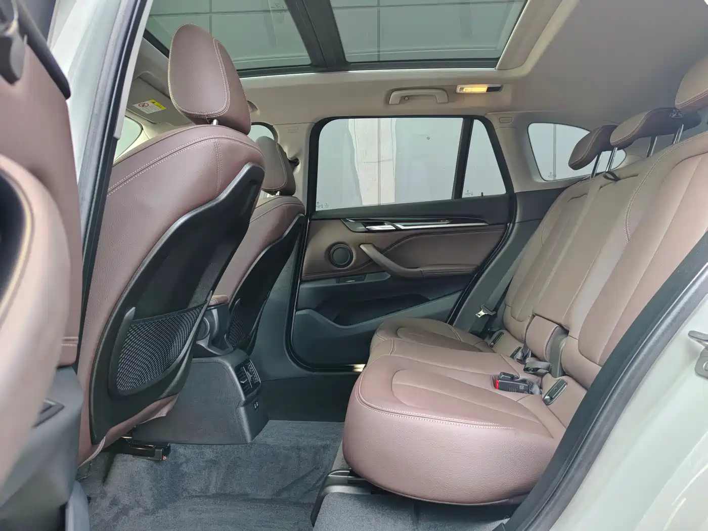 BMW X1 2020 xDrive25Li Premium Edition фото 6