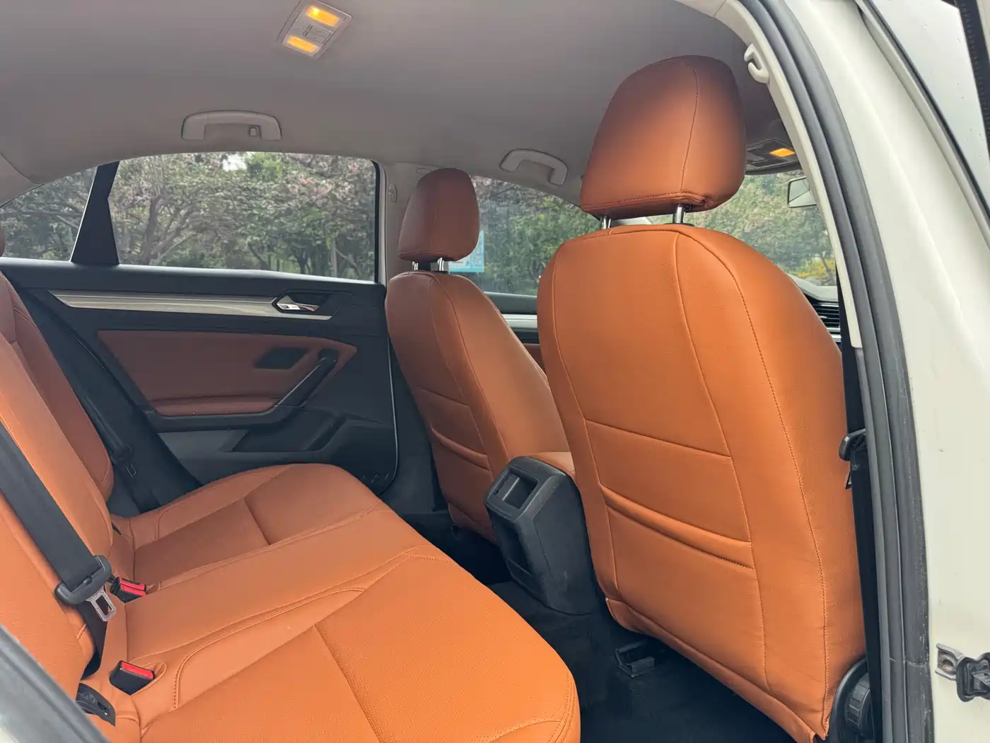 Volkswagen Lamando 2017 230TSI DSG Trend Edition фото 17