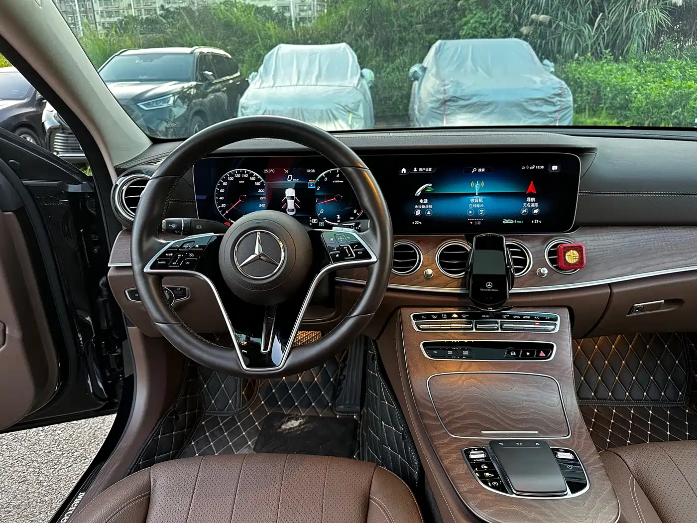 Mercedes-Benz E-Class 2023 E 300 L Fashion фото 10