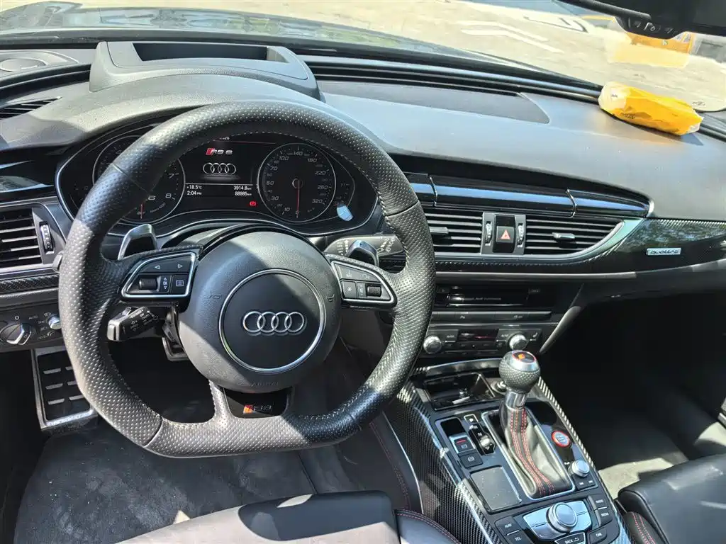 Audi RS 6 2016 RS 6 4.0T Avant фото 4