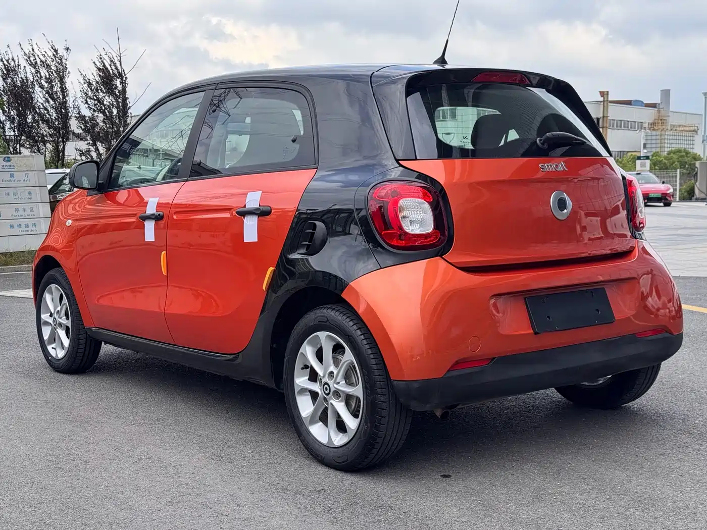 smart forfour 2018 2016 1.0L 52kW Agile Edition