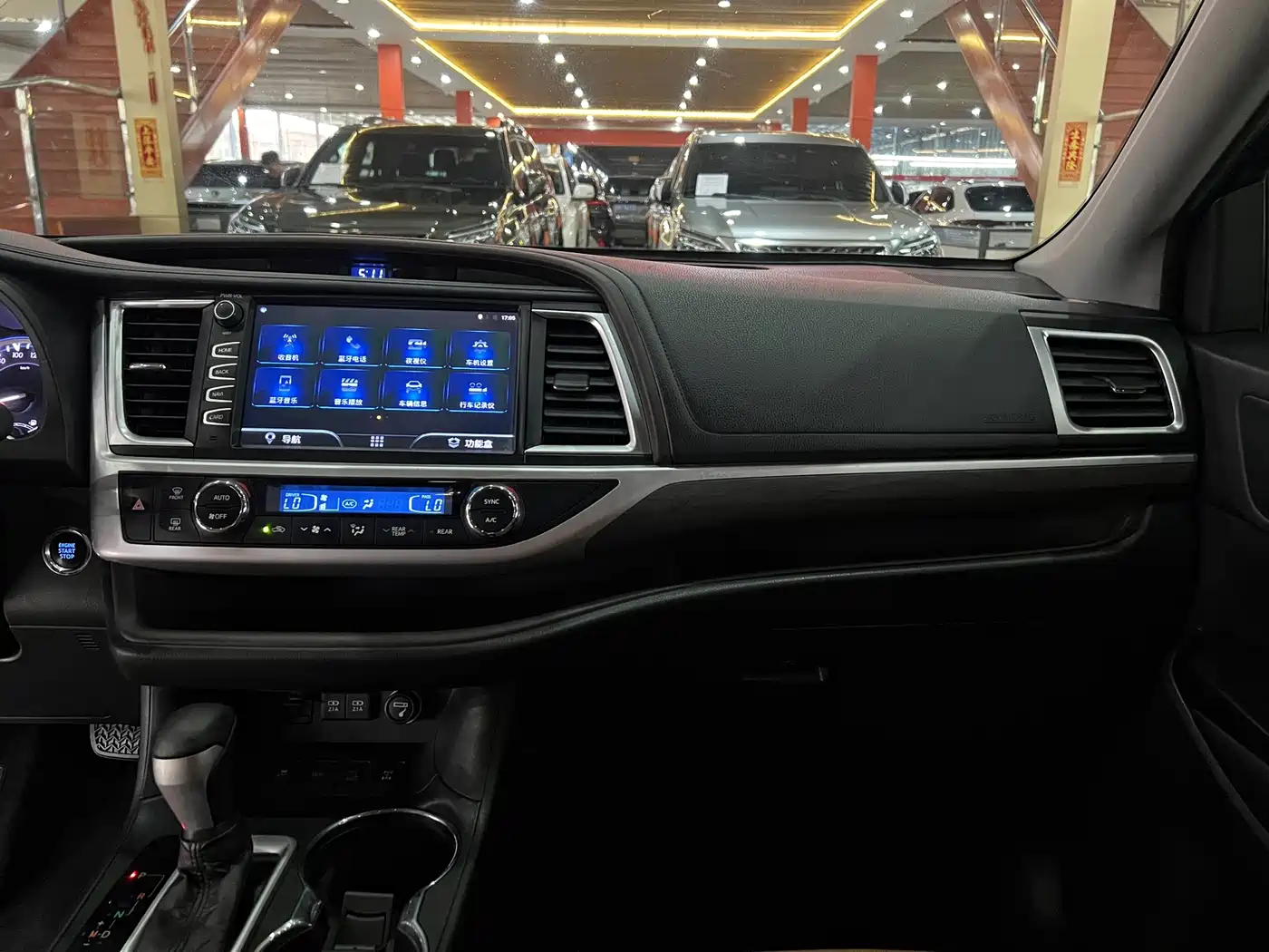 Toyota Highlander 2018 Model 2.0T 4WD Knight Edition 7-Seater China VI фото 10