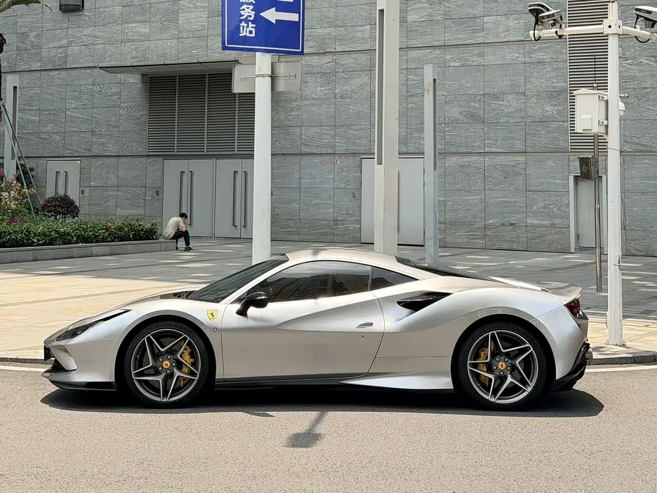 Ferrari F8 2020 2019 Tributo 3.9T V8