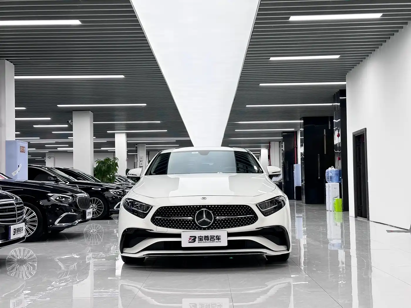 MERCEDES-BENZ CLS