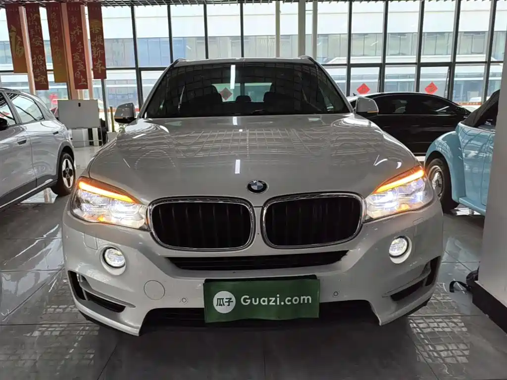 BMW X5 (Import) 2015 xDrive28i фото 3