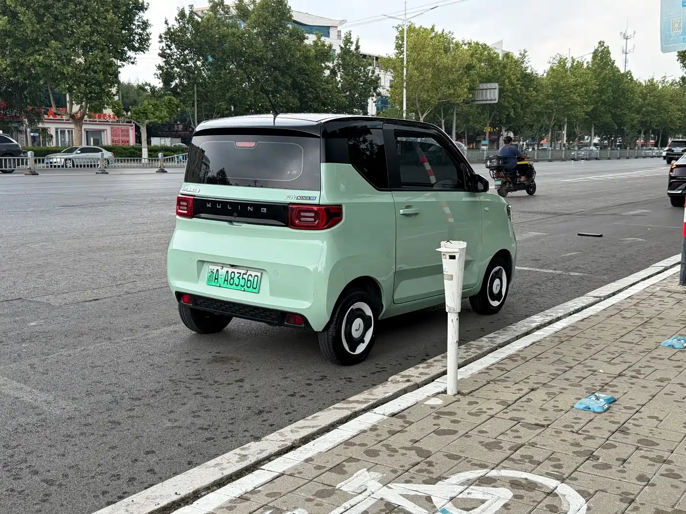Фото 4 - Wuling Motors Hongguang MINIEV