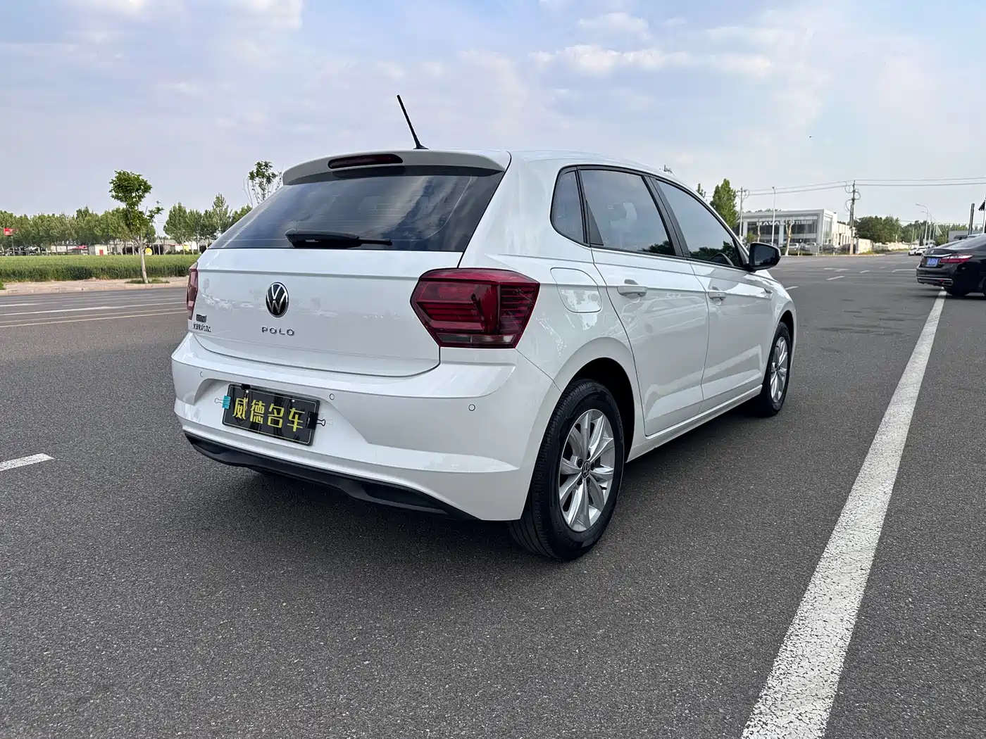 Volkswagen Polo 2021 Plus 1.5L Automatic Colorful Tech Edition фото 5
