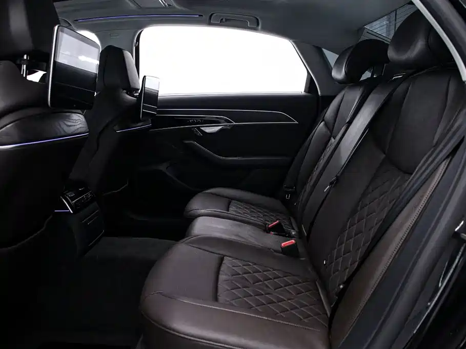 Audi A8 2021 A8L 50 TFSI quattro Comfort фото 14