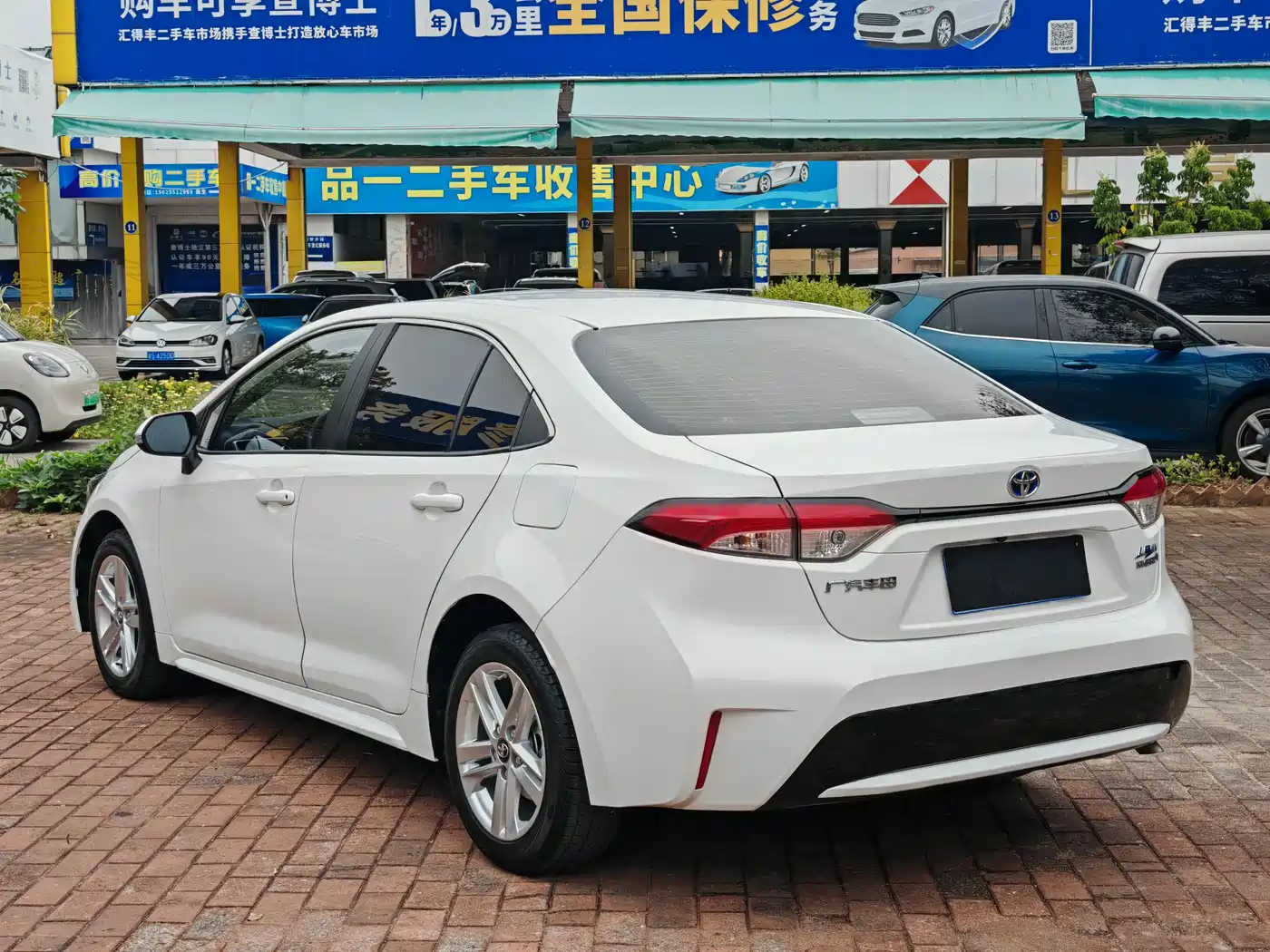 Toyota Levin 2022 Dual Engine 1.8H E-CVT Luxury Edition фото 4