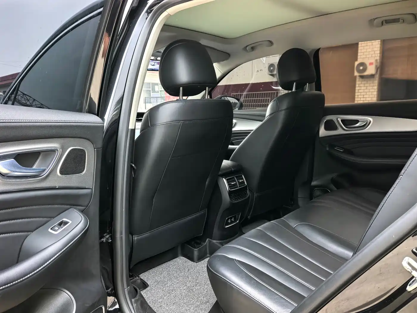 Roewe RX5 MAX 2020 2019 400TGI Automatic 4G Connected Luxury Edition