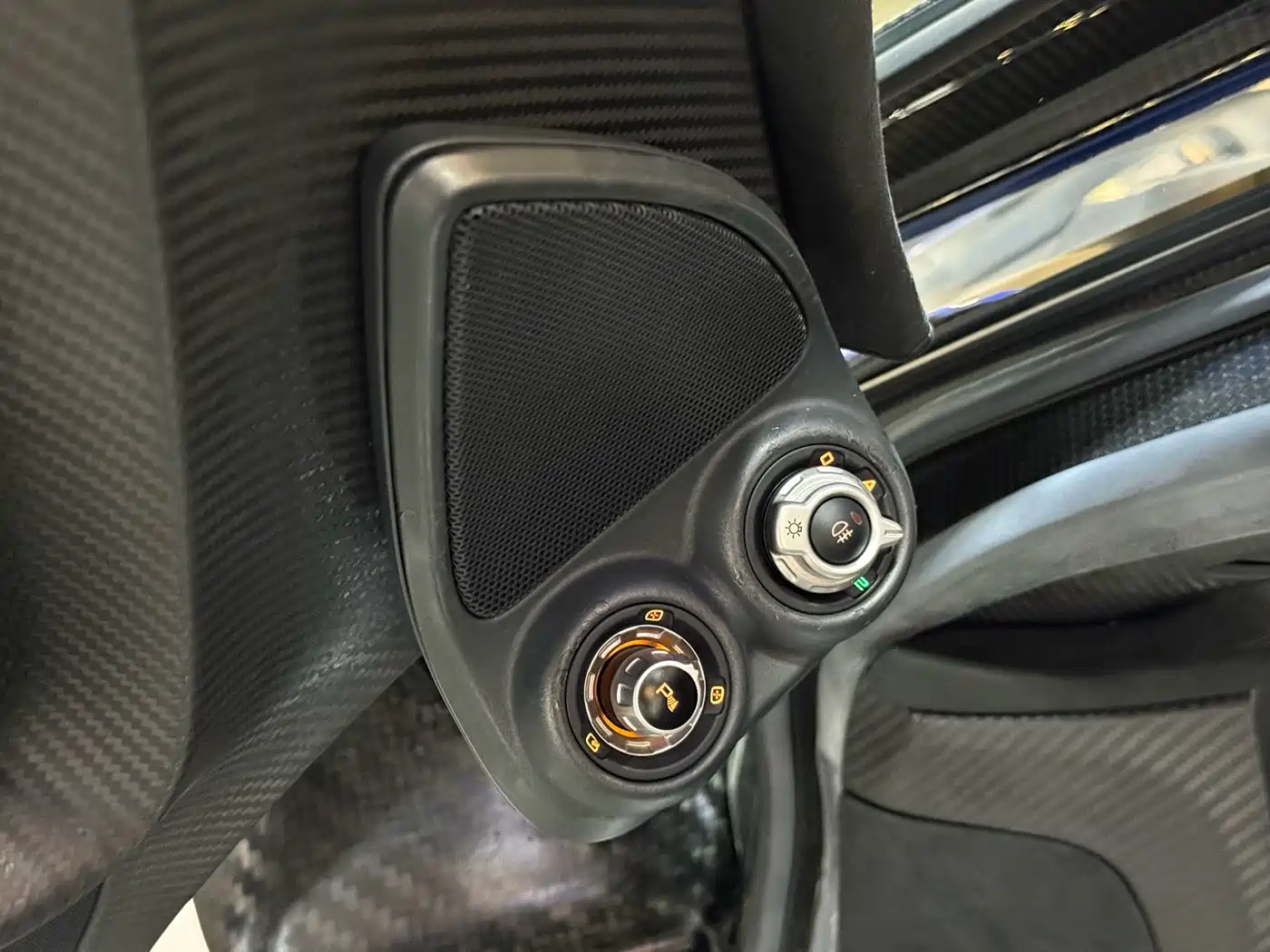 McLaren P1 2016 2014 3.8T Standard
