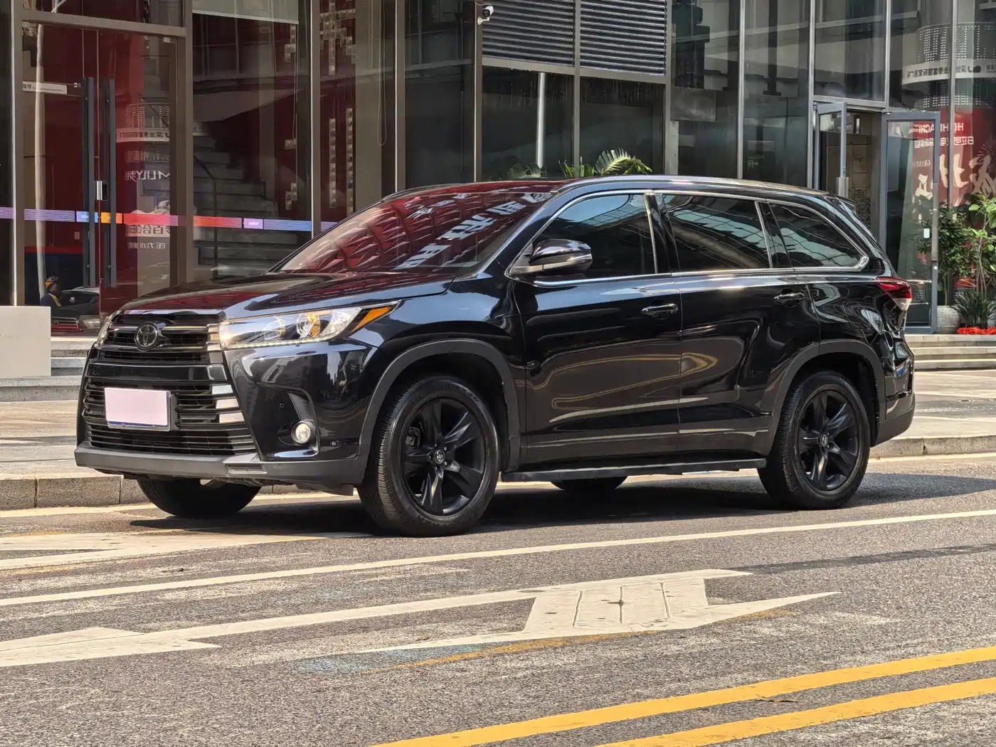 Toyota Highlander 2018 Model 2.0T 4WD Knight Edition 7-Seater China VI