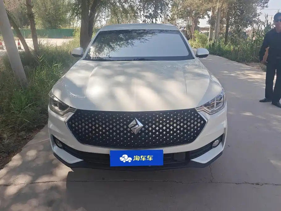 2020 Baojun RC-6