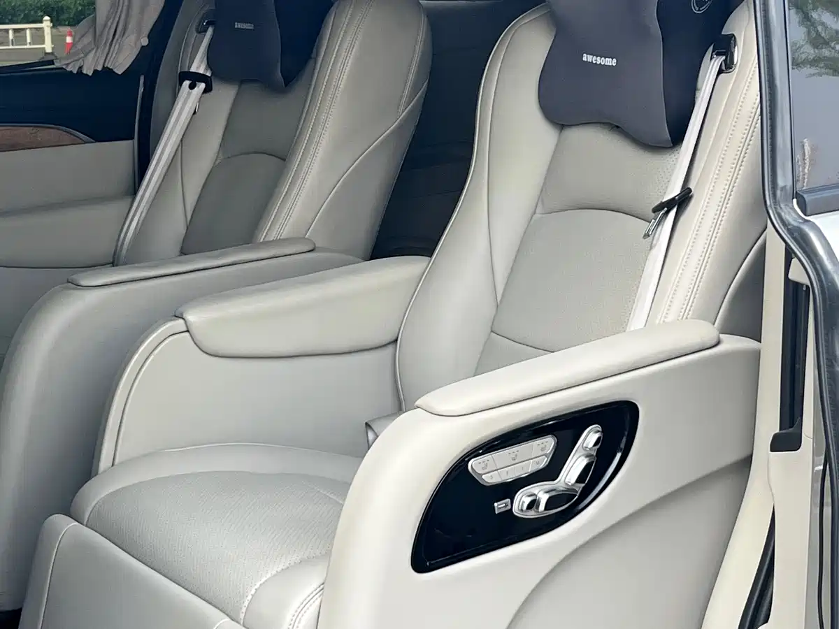 Buick GL8 2018 ES 28T Comfort Type China VI фото 12