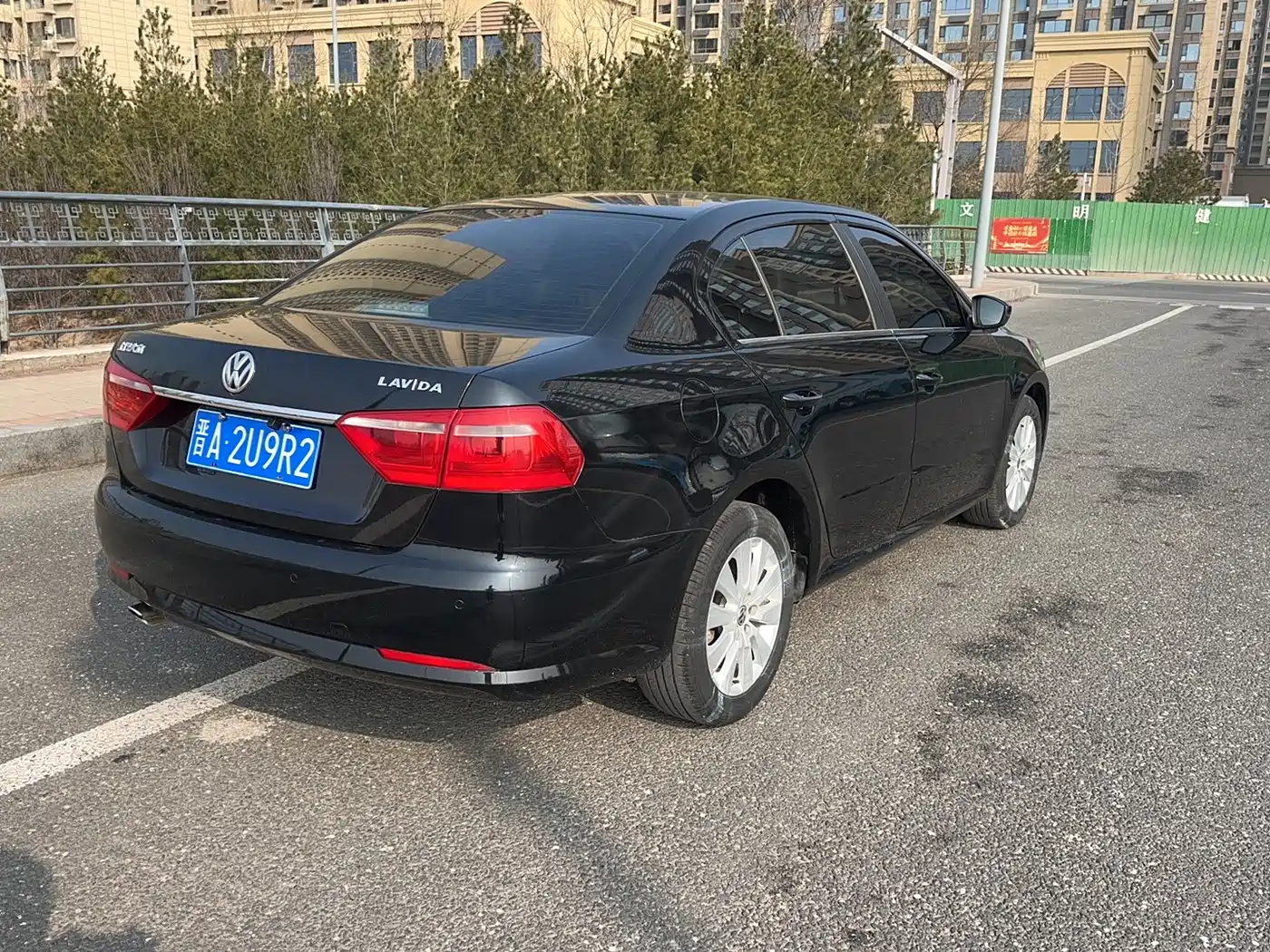 Volkswagen Lavida 2013 1.6L Manual Comfort Edition фото 5