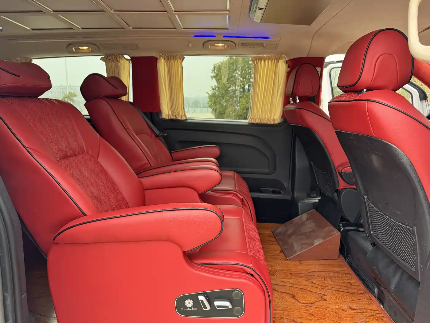 Mercedes-Benz Vito 2016 2.0T Elite Edition фото 5