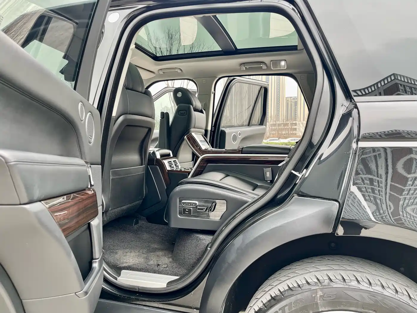 Land Rover Range Rover 2013 5.0 SC V8 Vogue SE фото 23