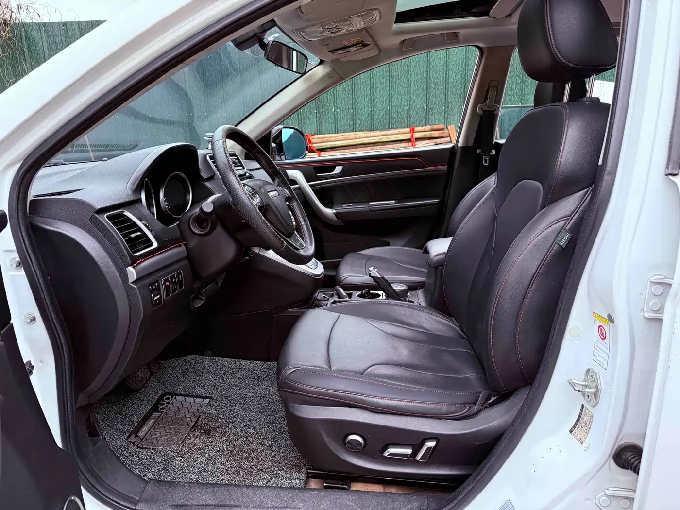 Haval H6 2015 Sport 1.5T Automatic 2WD Luxury фото 4