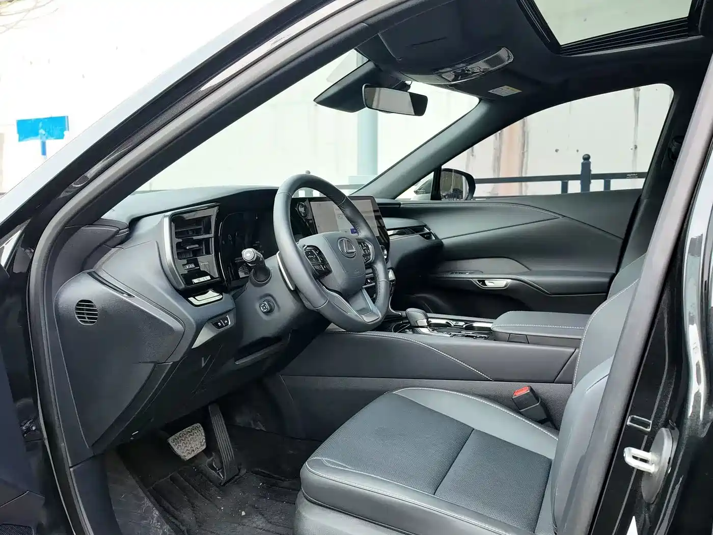 Lexus RX 2026 2026 300 AWD Premium Edition