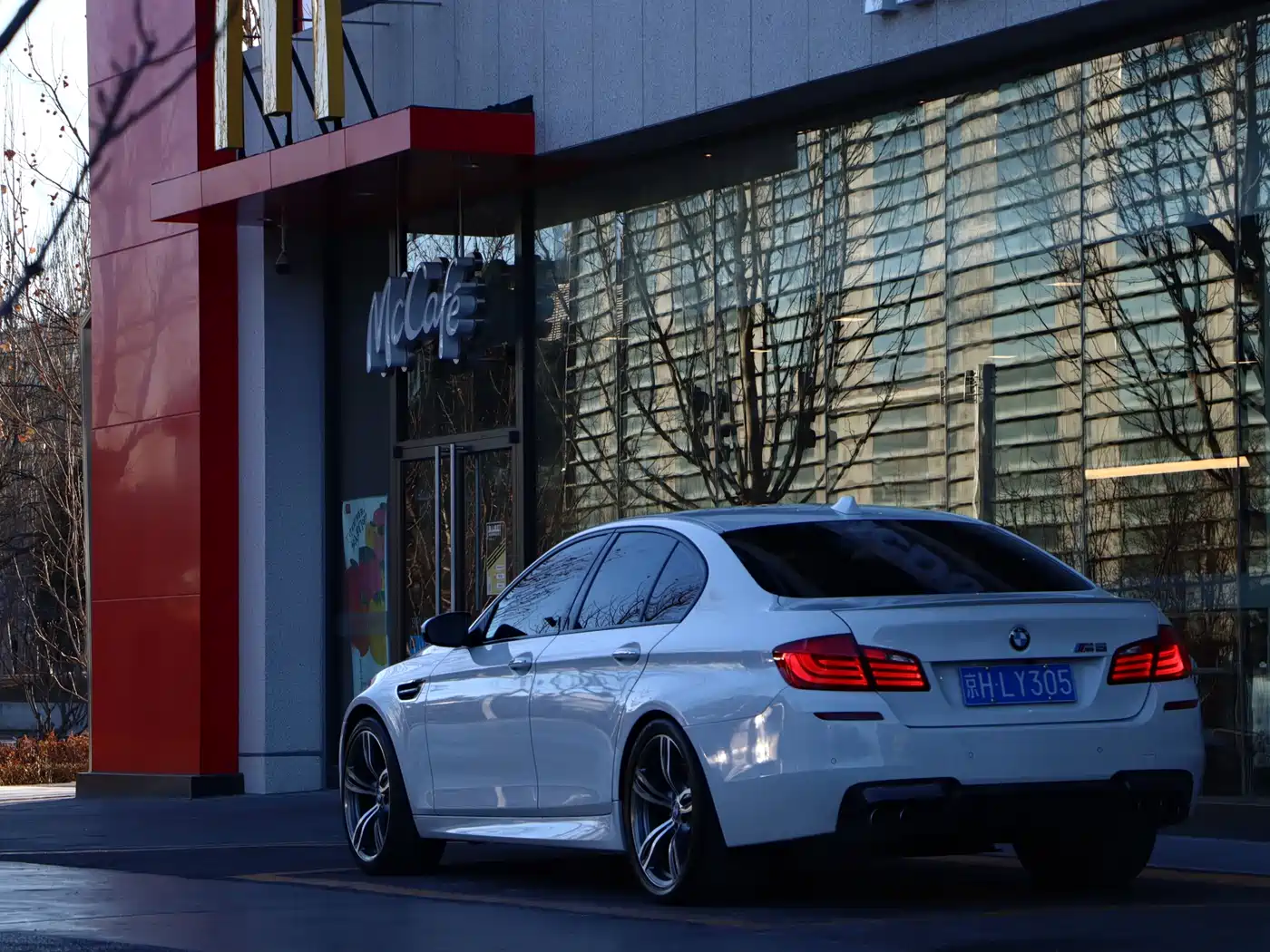 BMW M5 2012 M5 фото 15