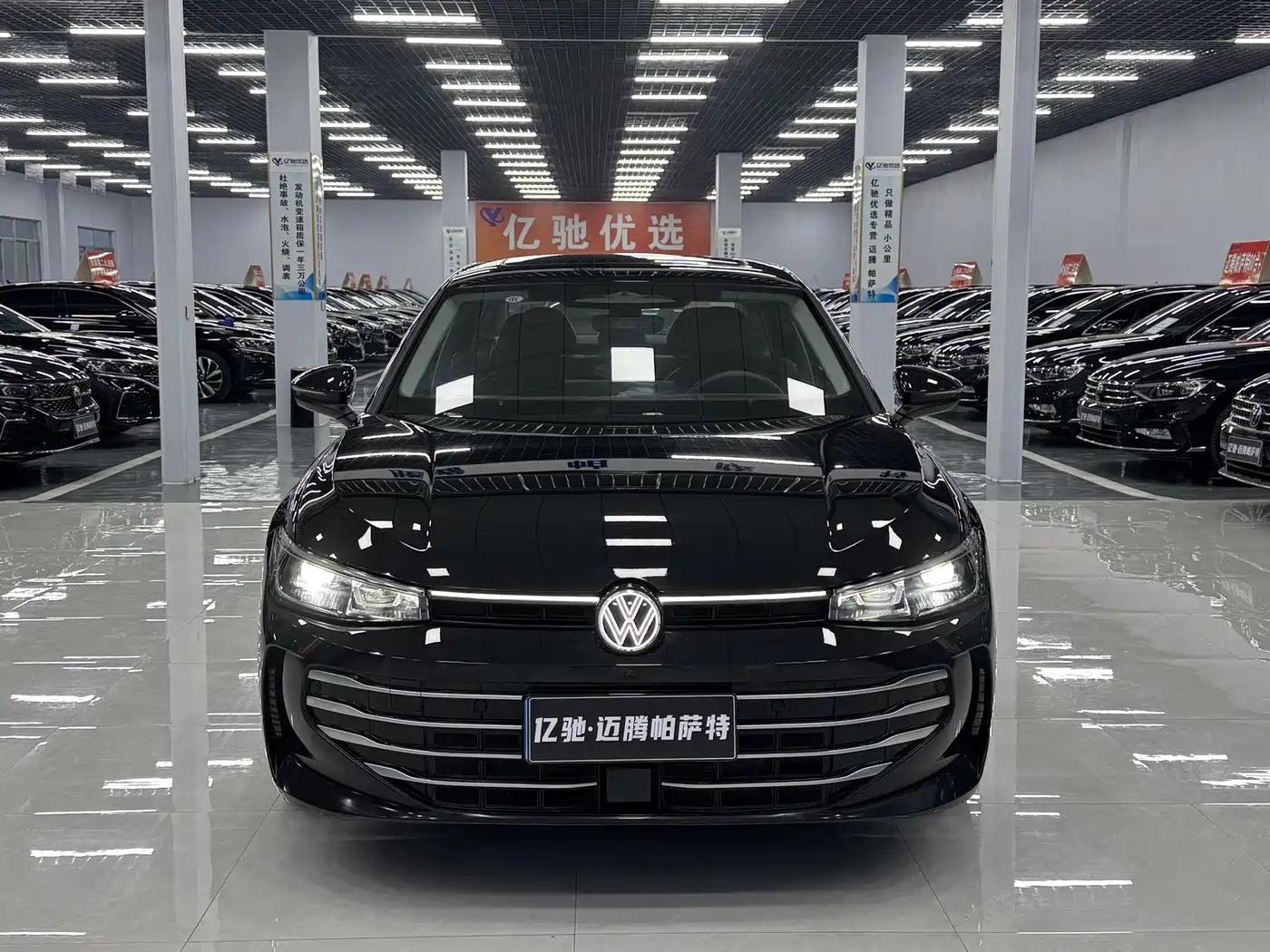 Volkswagen Passat 2025 Pro 380TSI Dragon Prestige Edition фото 2