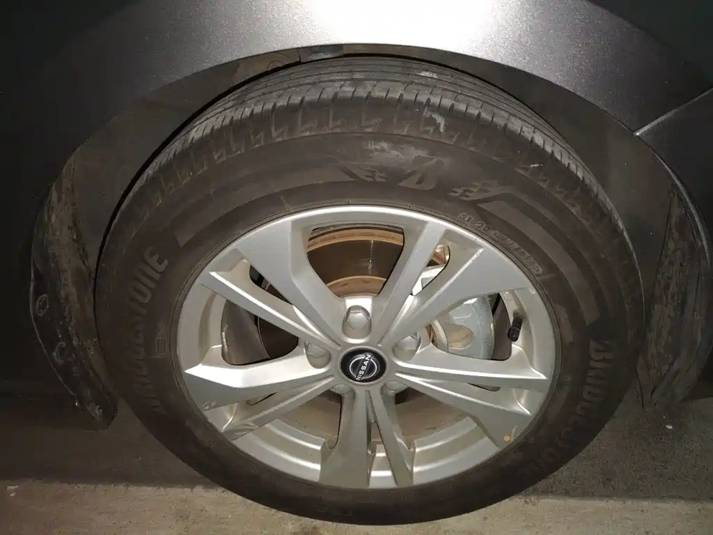صورة 24 - Nissan Sylphy